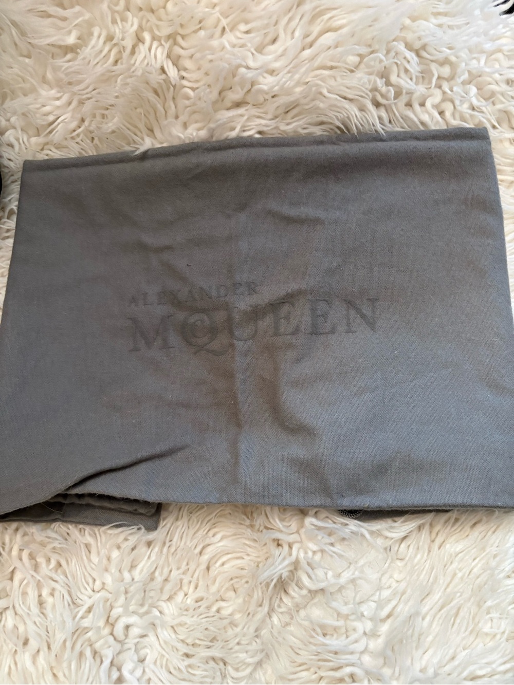 Authentic Alexander McQueen Studded Leather Tote - Picture 3 of 15